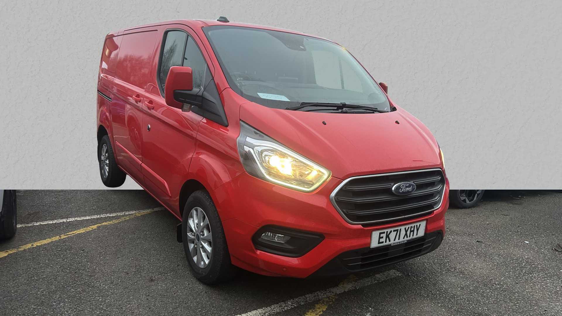 Main listing image - Ford Transit Custom