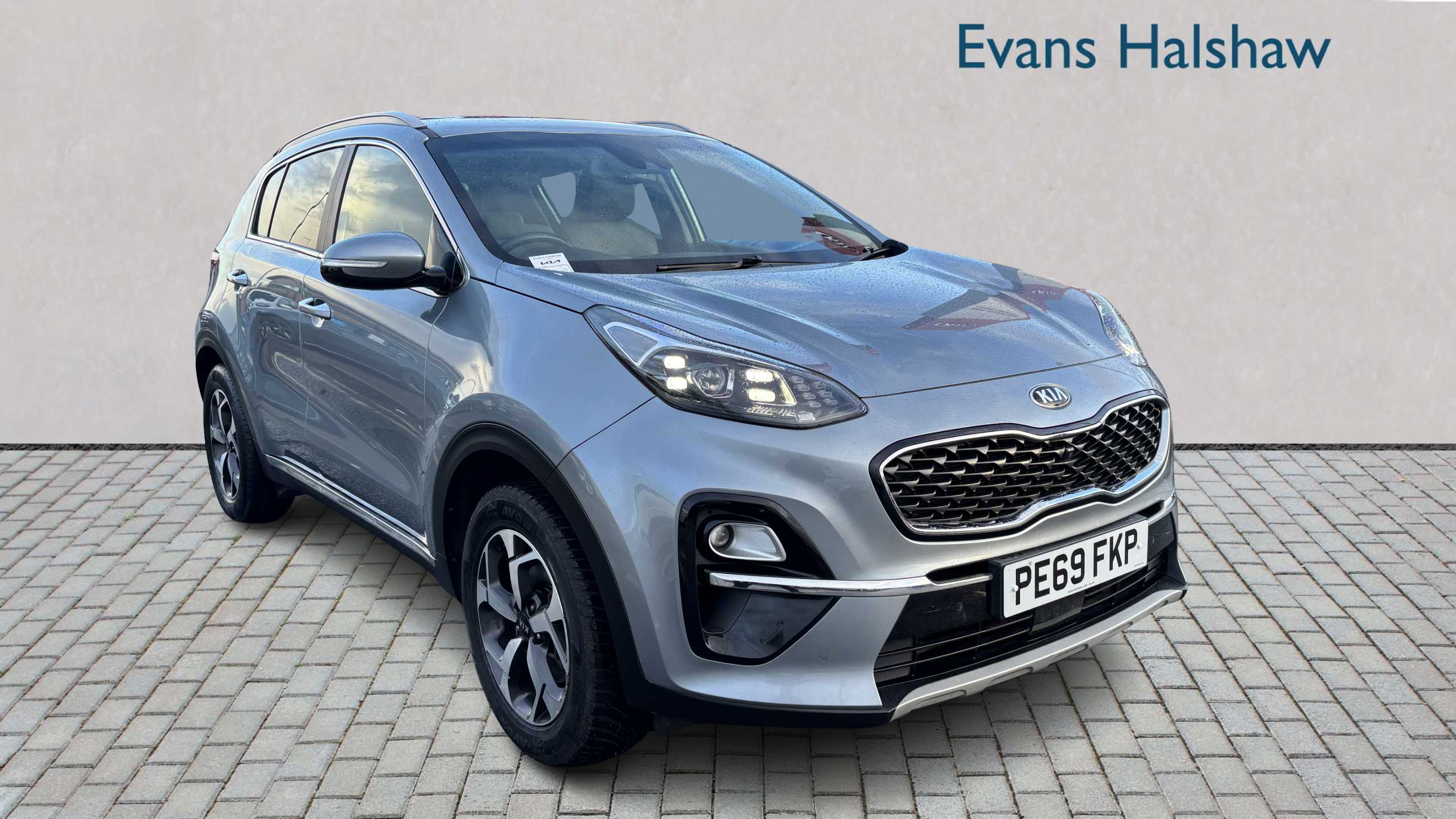 Main listing image - Kia Sportage