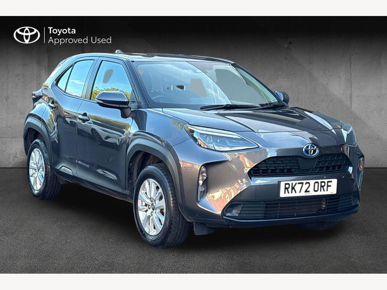 Main listing image - Toyota Yaris Cross