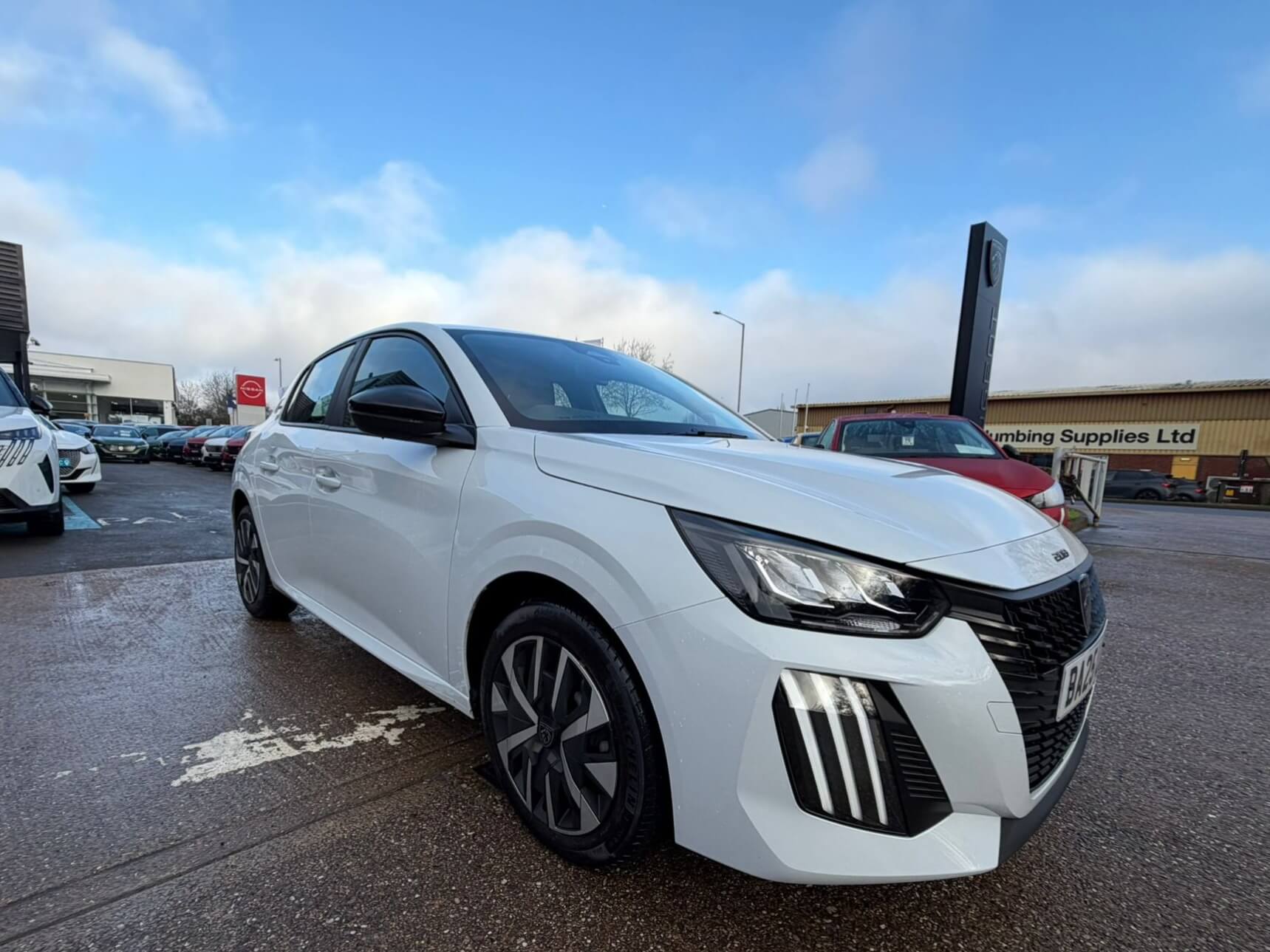 Main listing image - Peugeot 208