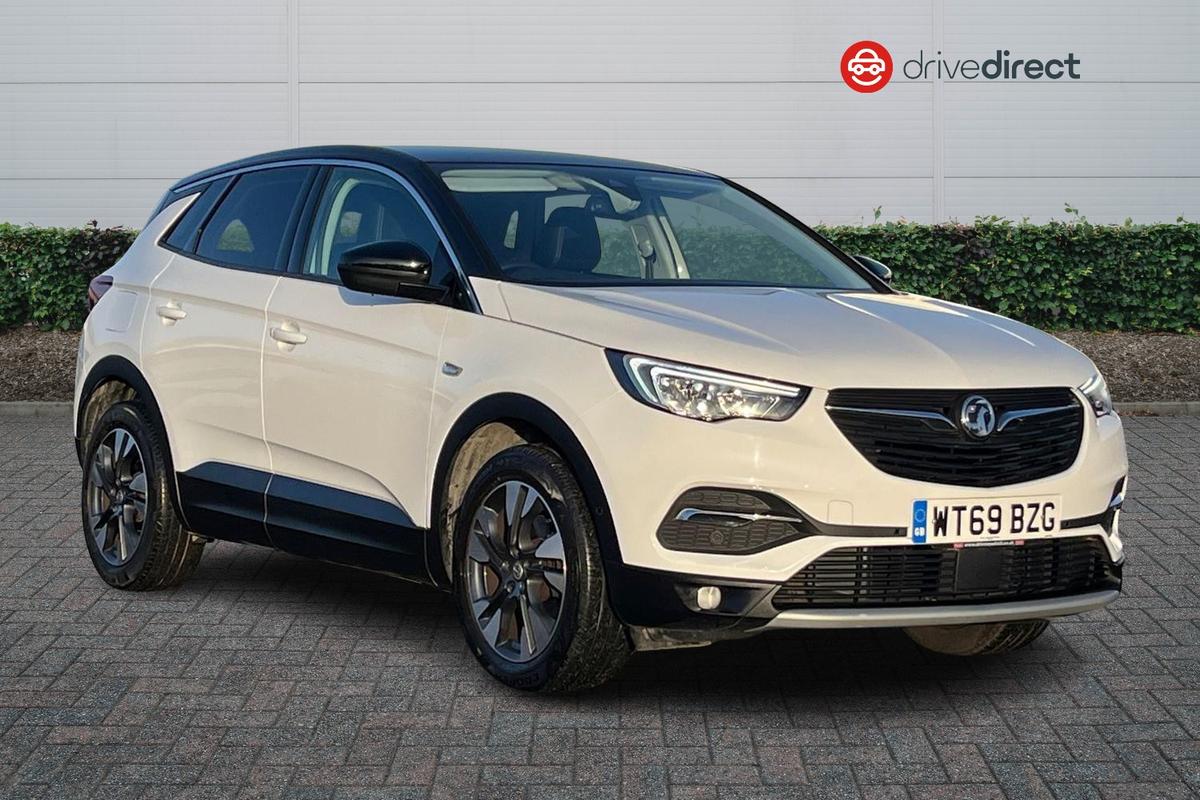 Main listing image - Vauxhall Grandland X