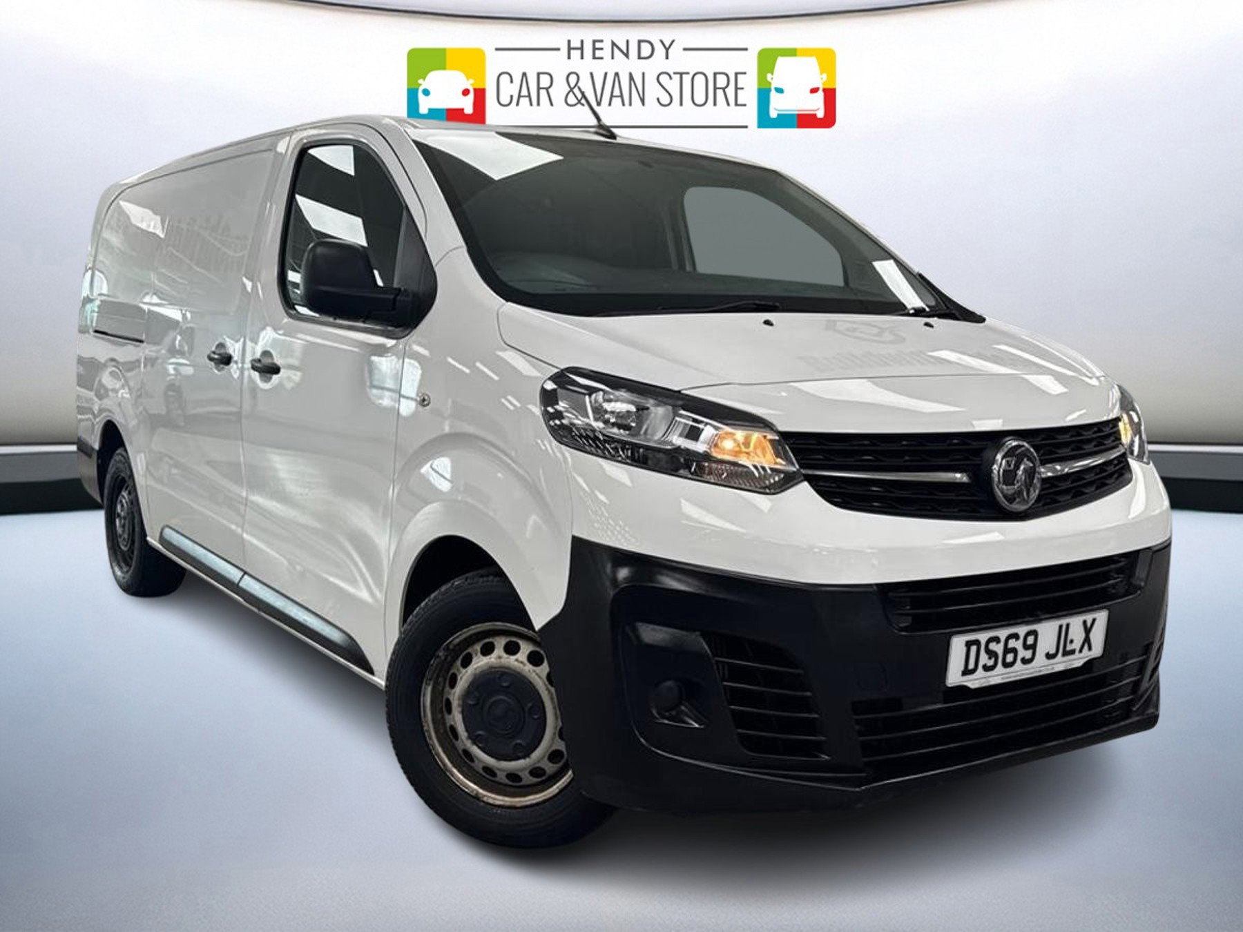 Main listing image - Vauxhall Vivaro