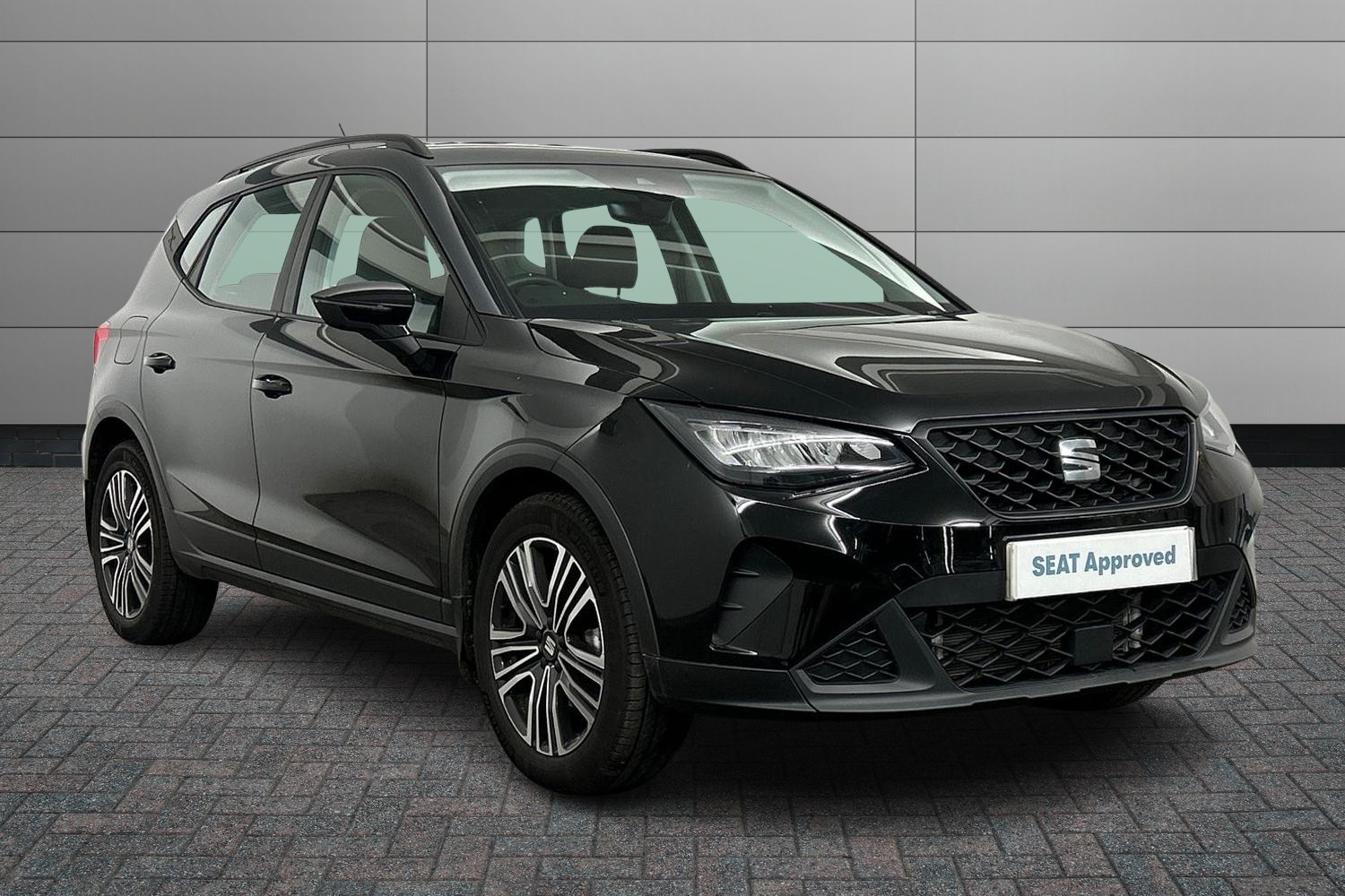 Main listing image - SEAT Arona