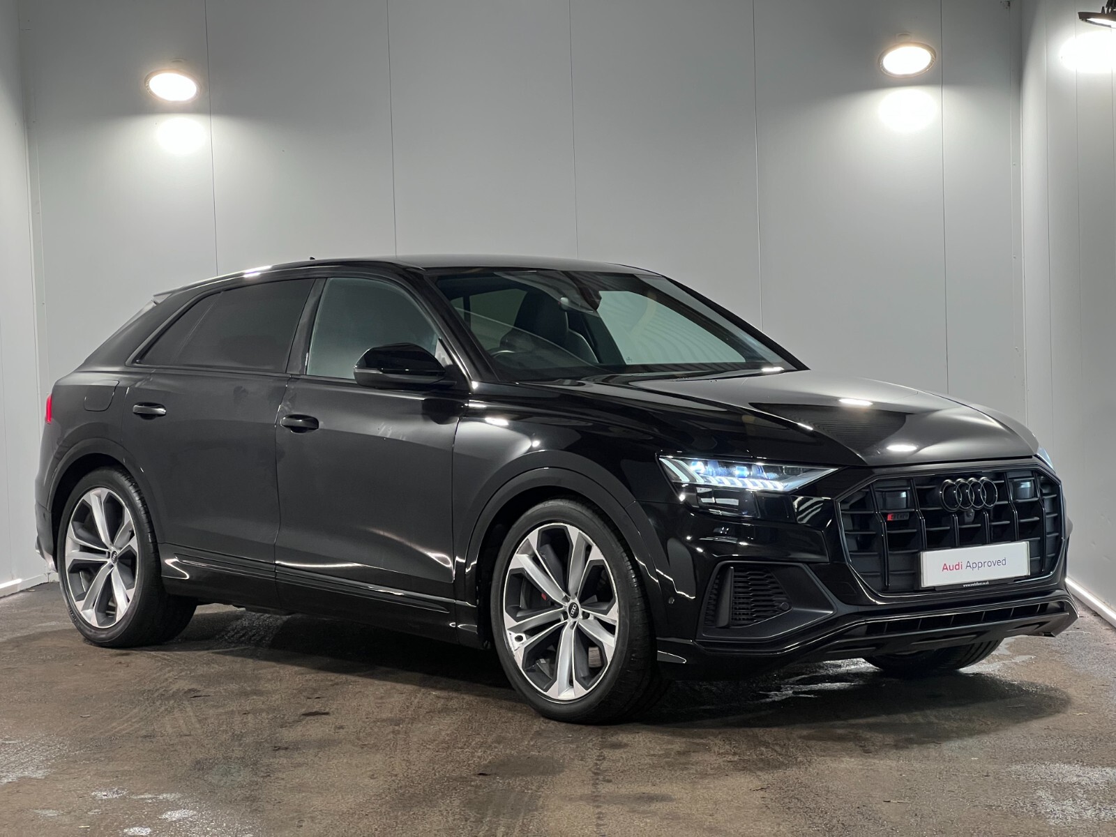 Main listing image - Audi SQ8