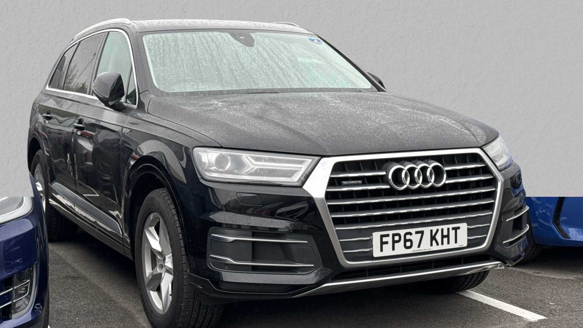 Main listing image - Audi Q7