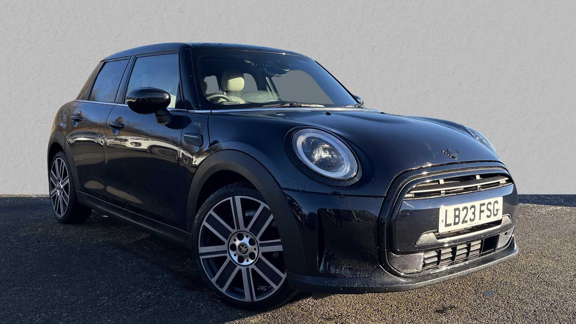 Main listing image - MINI Hatchback 5dr