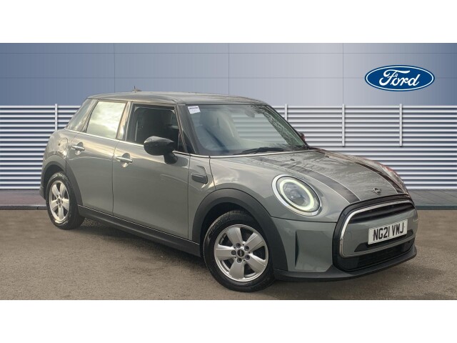 Main listing image - MINI Hatchback 5dr