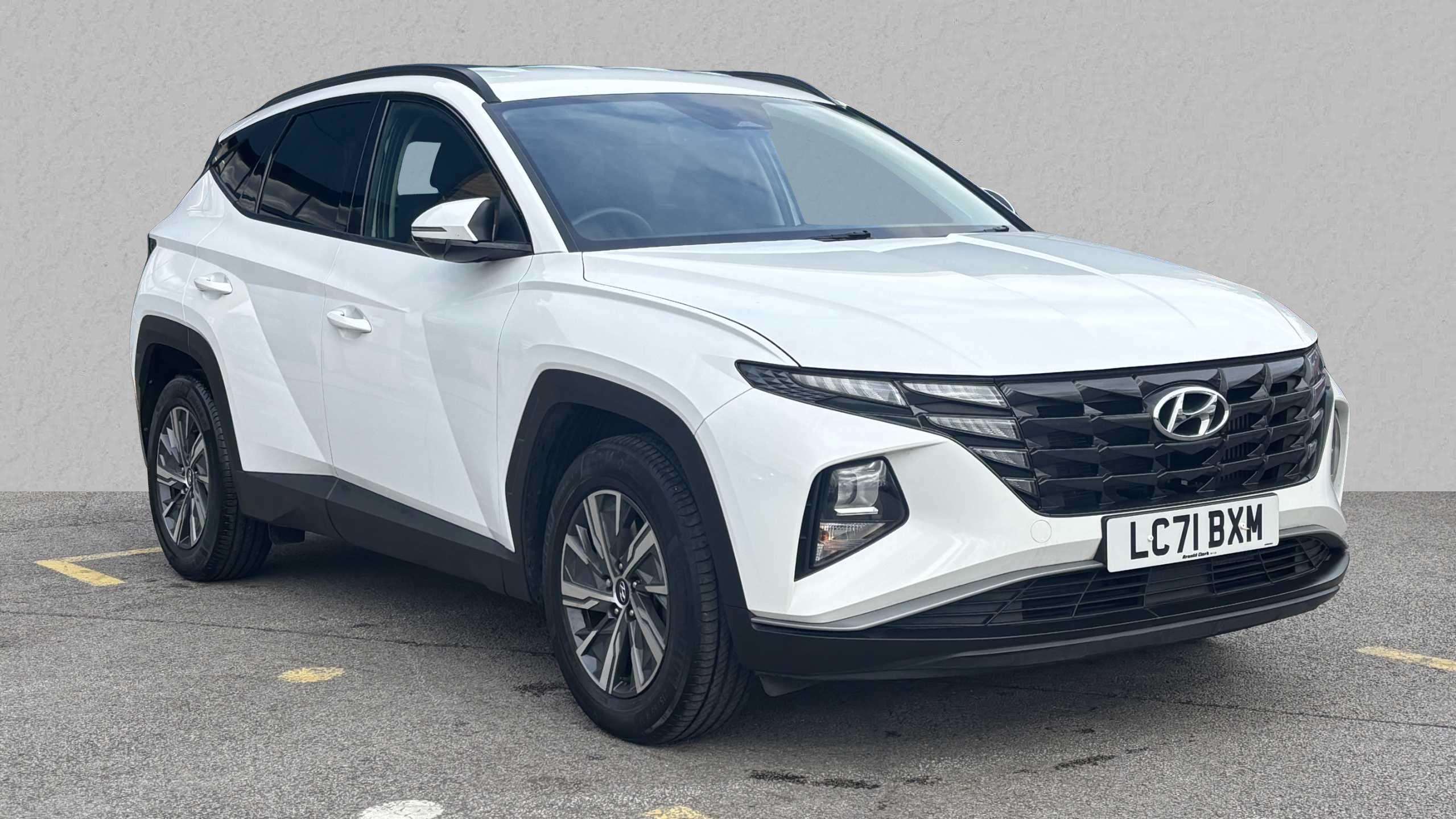 Main listing image - Hyundai Tucson