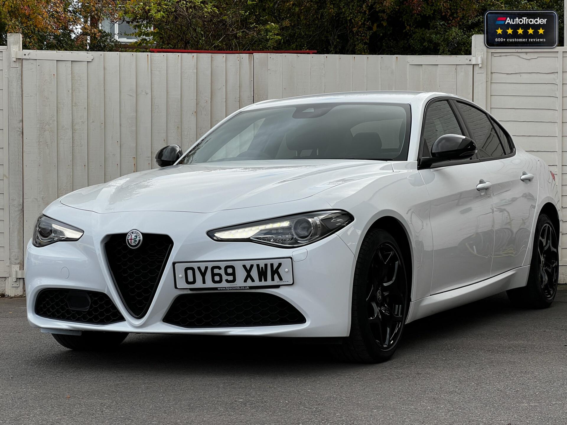 Main listing image - Alfa Romeo Giulia