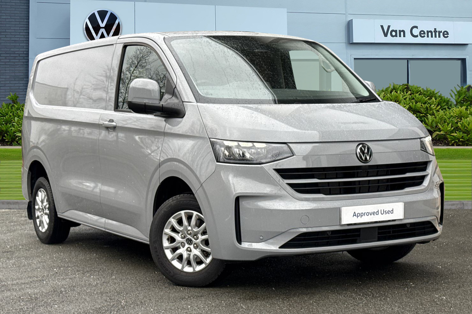 Main listing image - Volkswagen Transporter