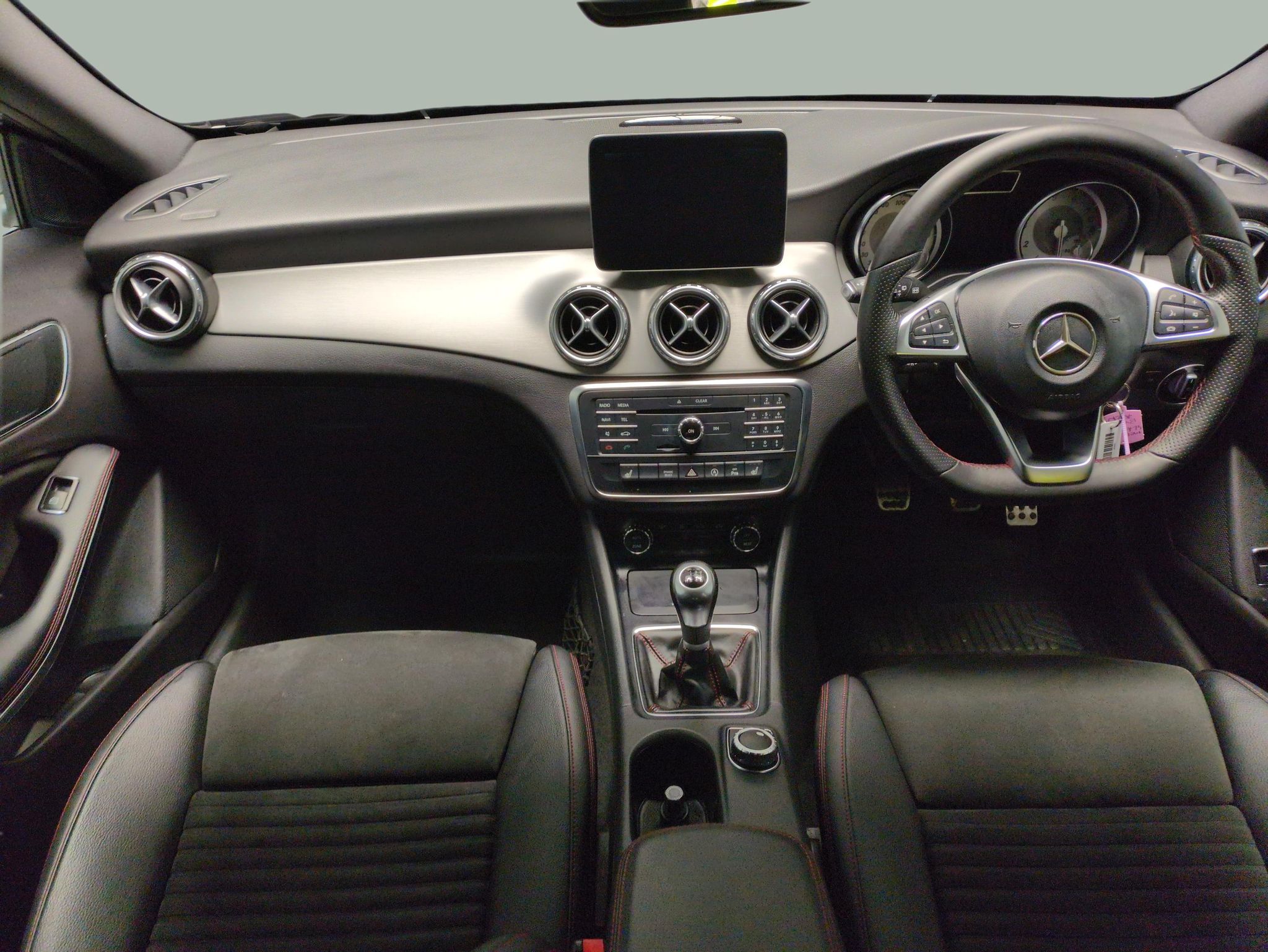 Main listing image - Mercedes-Benz GLA