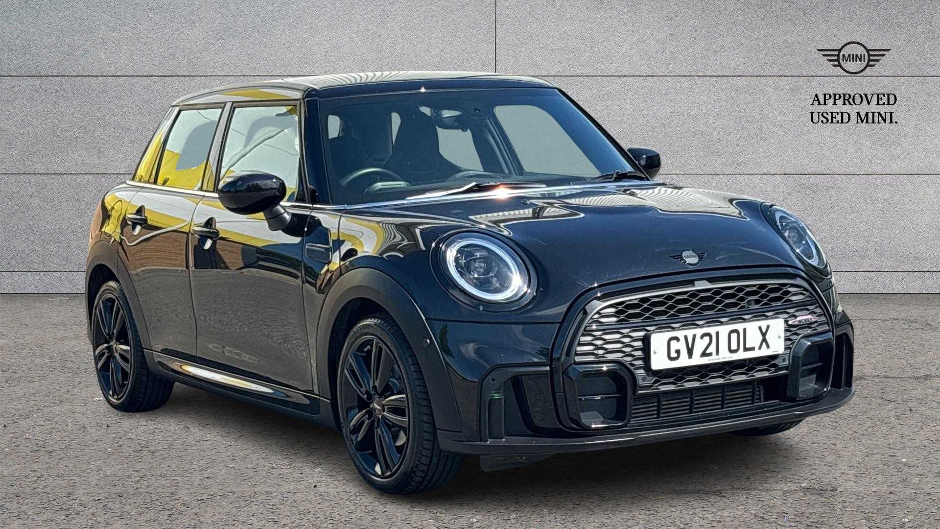 Main listing image - MINI Hatchback 5dr