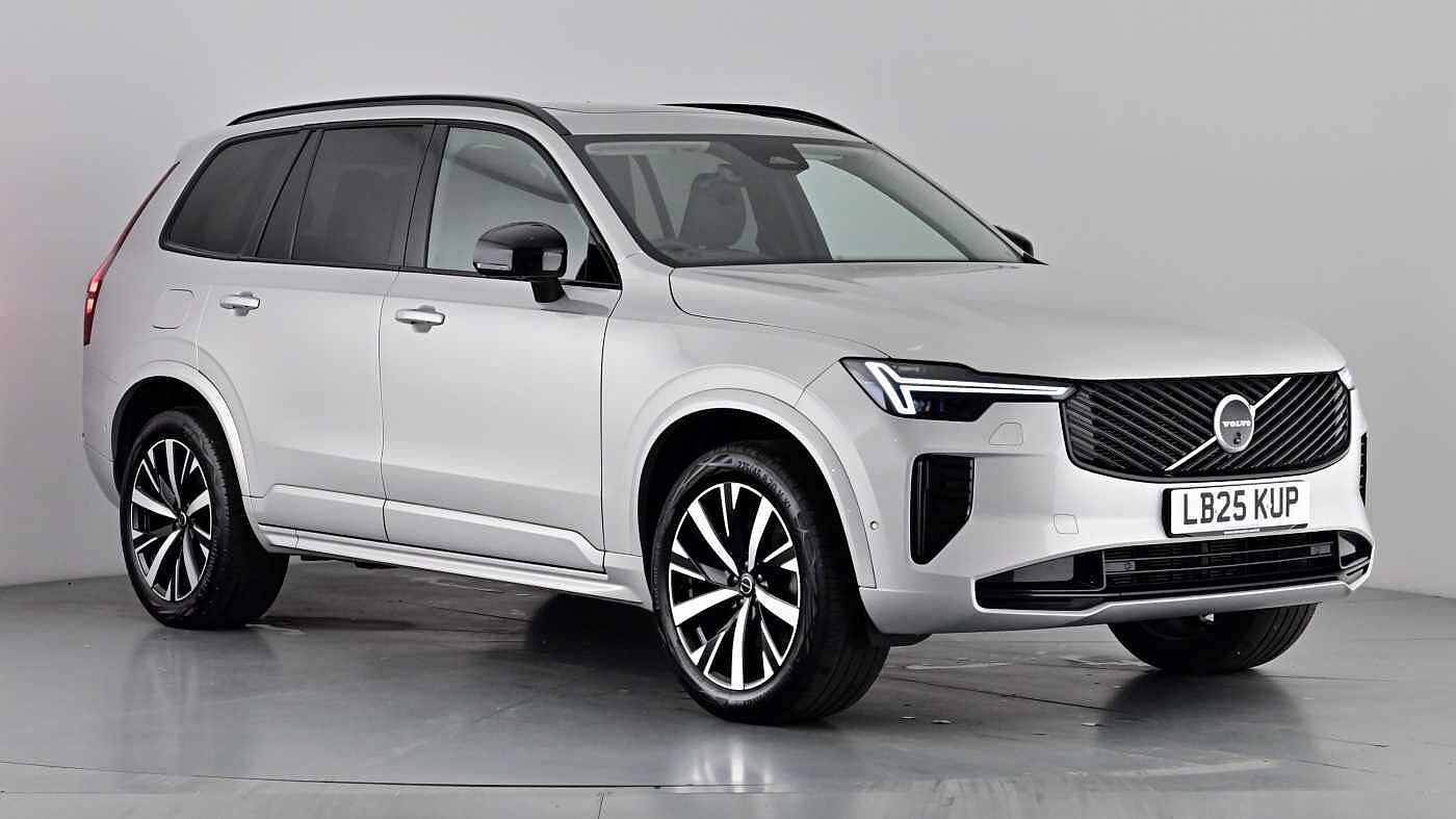 Main listing image - Volvo XC90