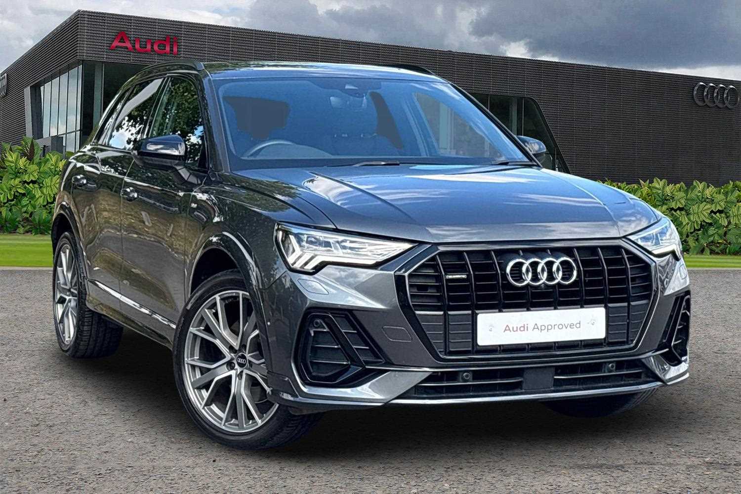 Main listing image - Audi Q3