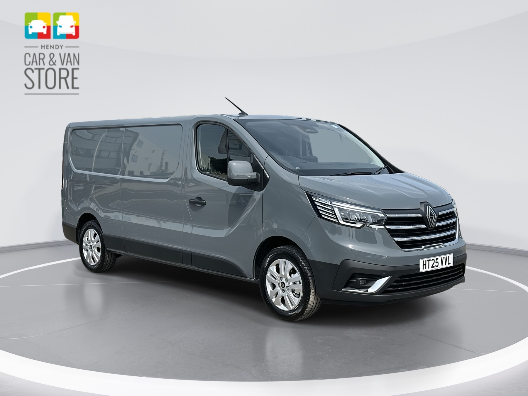 Main listing image - Renault Trafic