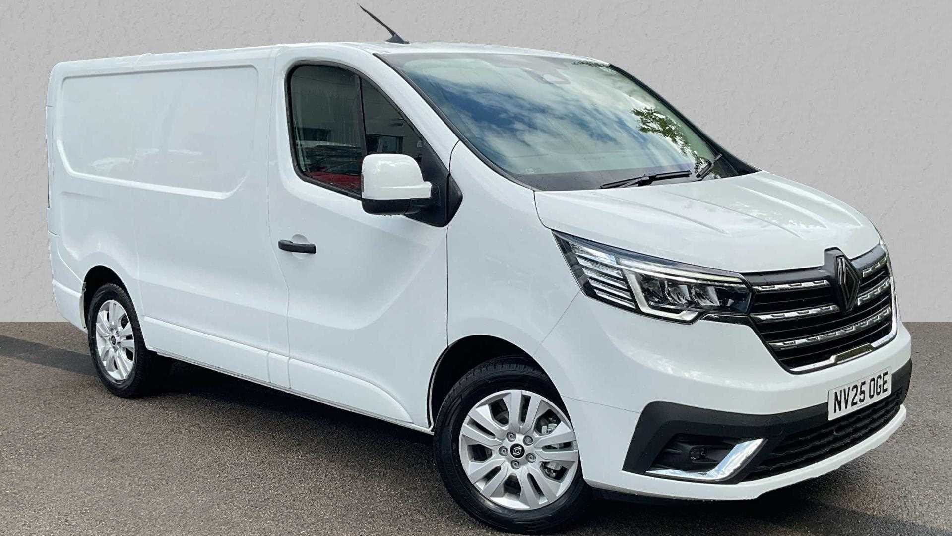 Main listing image - Renault Trafic