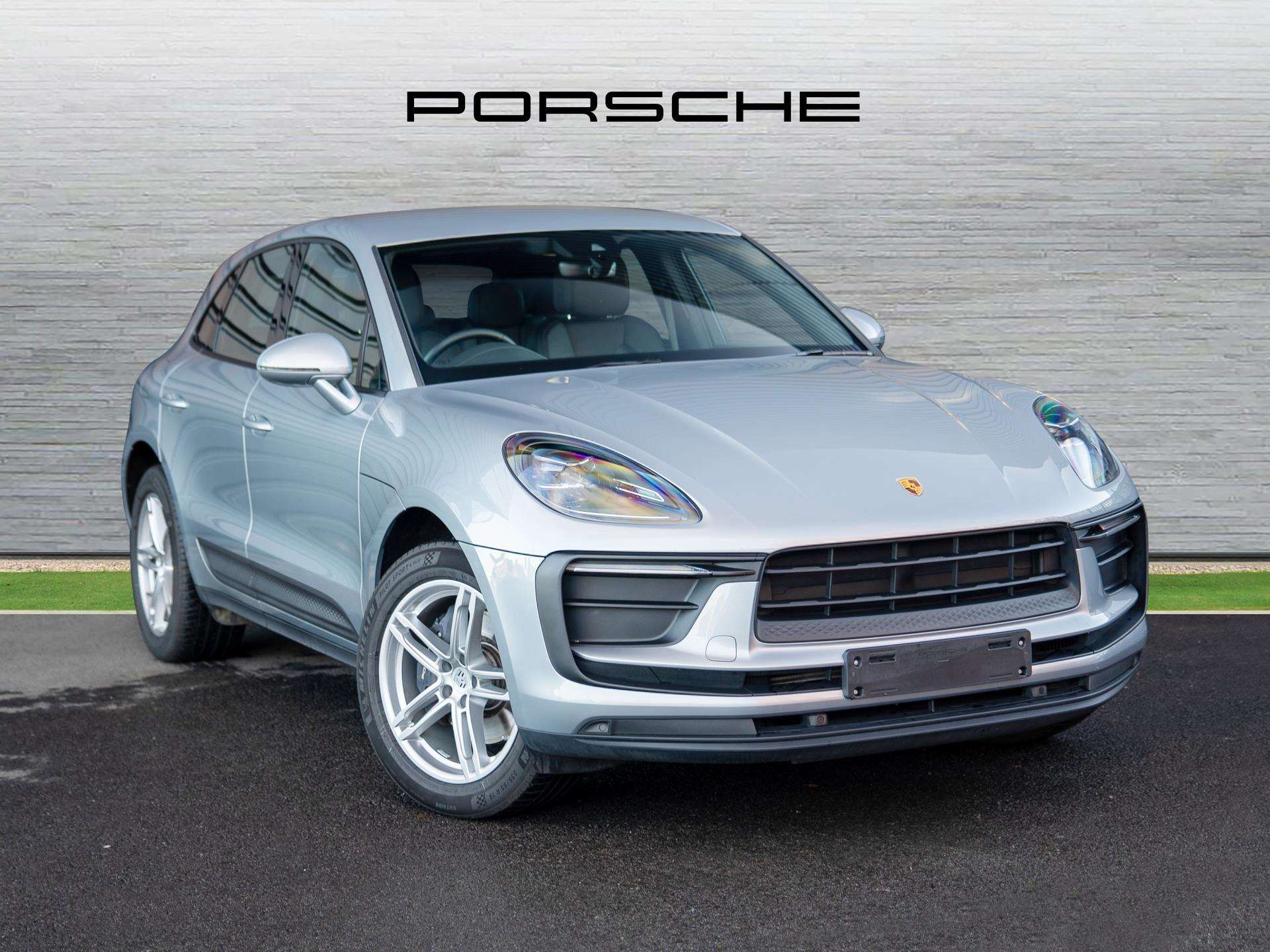 Main listing image - Porsche Macan