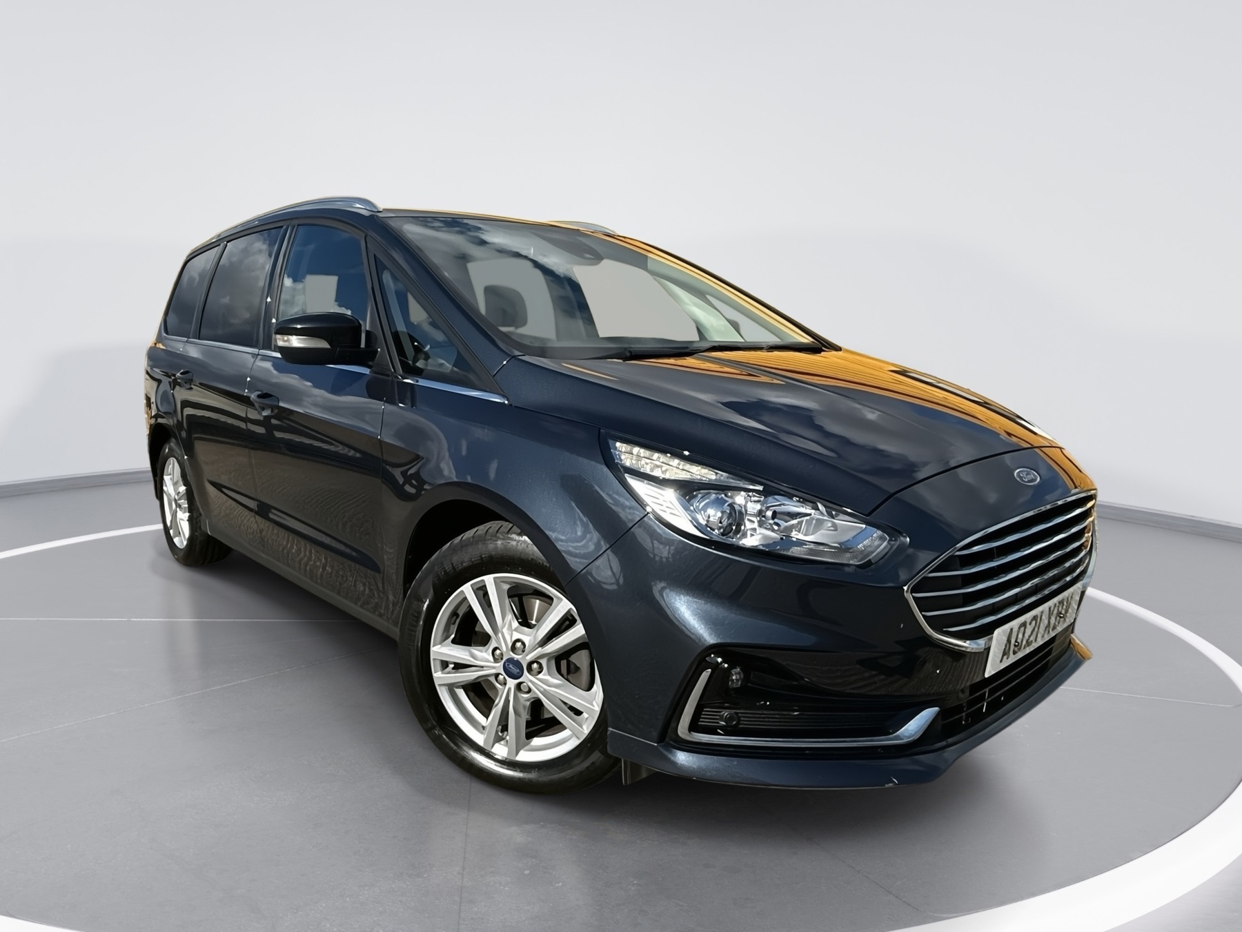 Main listing image - Ford Galaxy