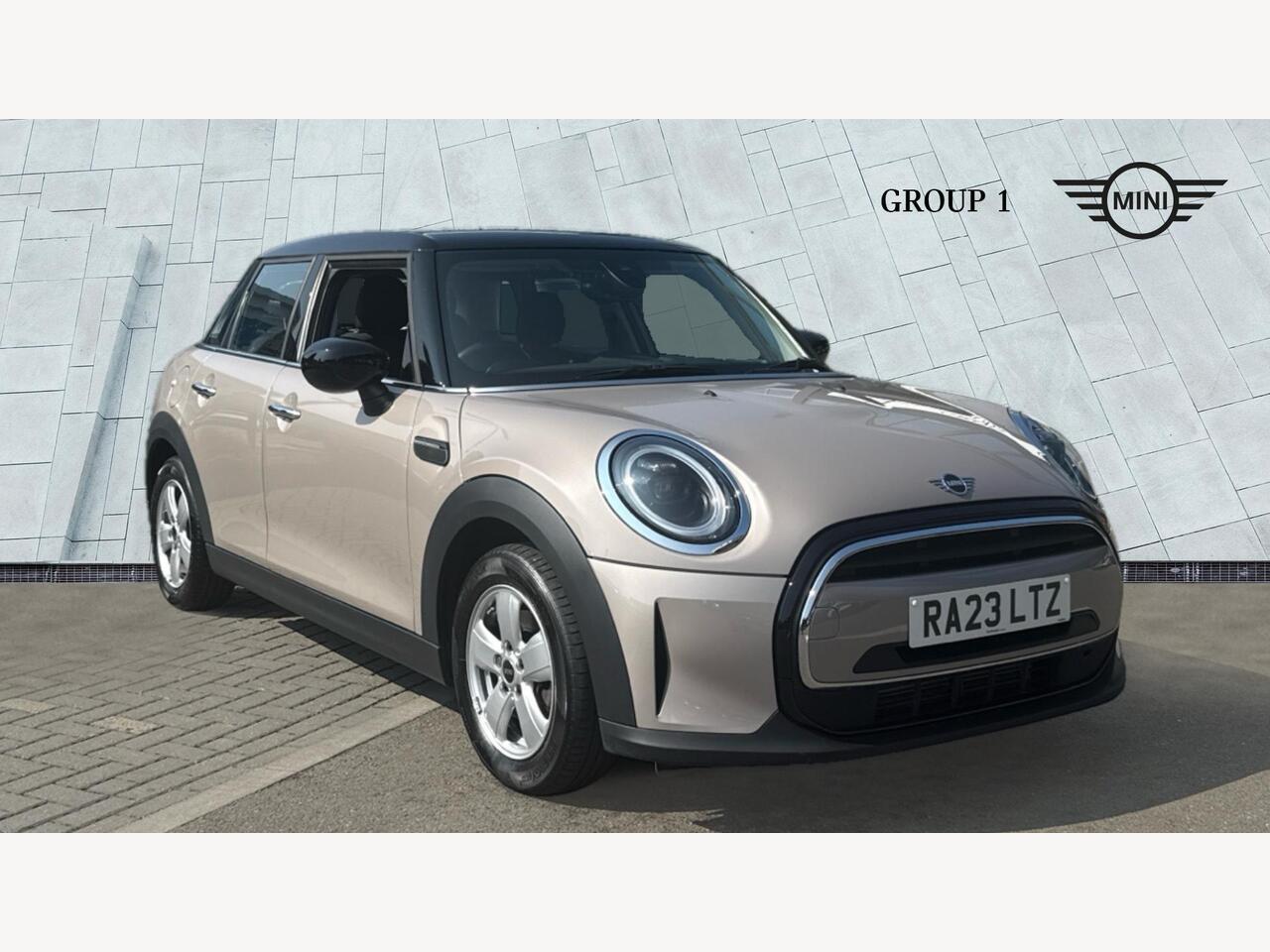 Main listing image - MINI Hatchback 5dr