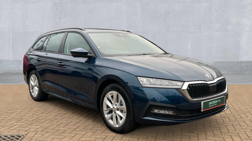 Main listing image - Skoda Octavia Estate