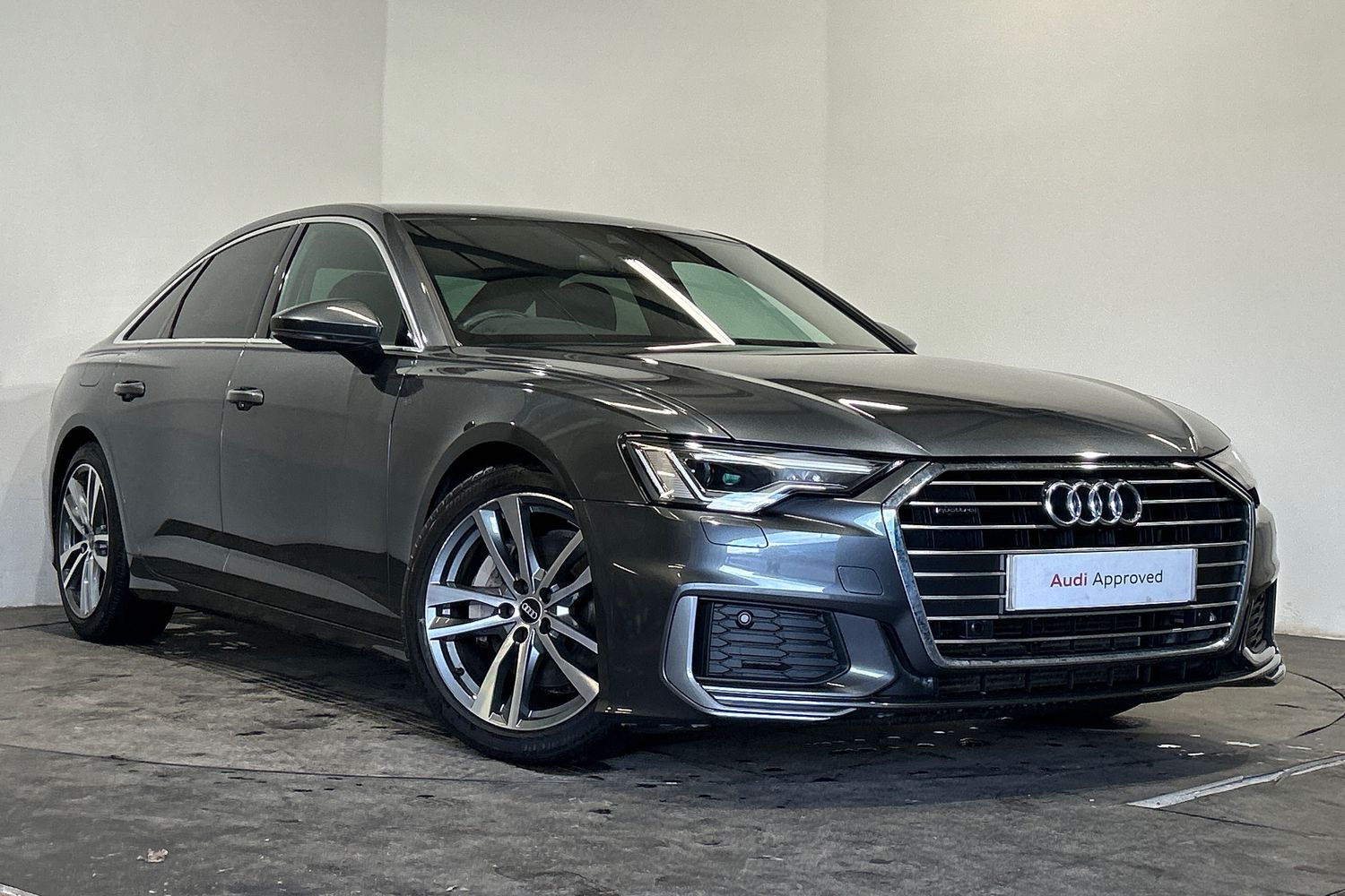 Main listing image - Audi A6