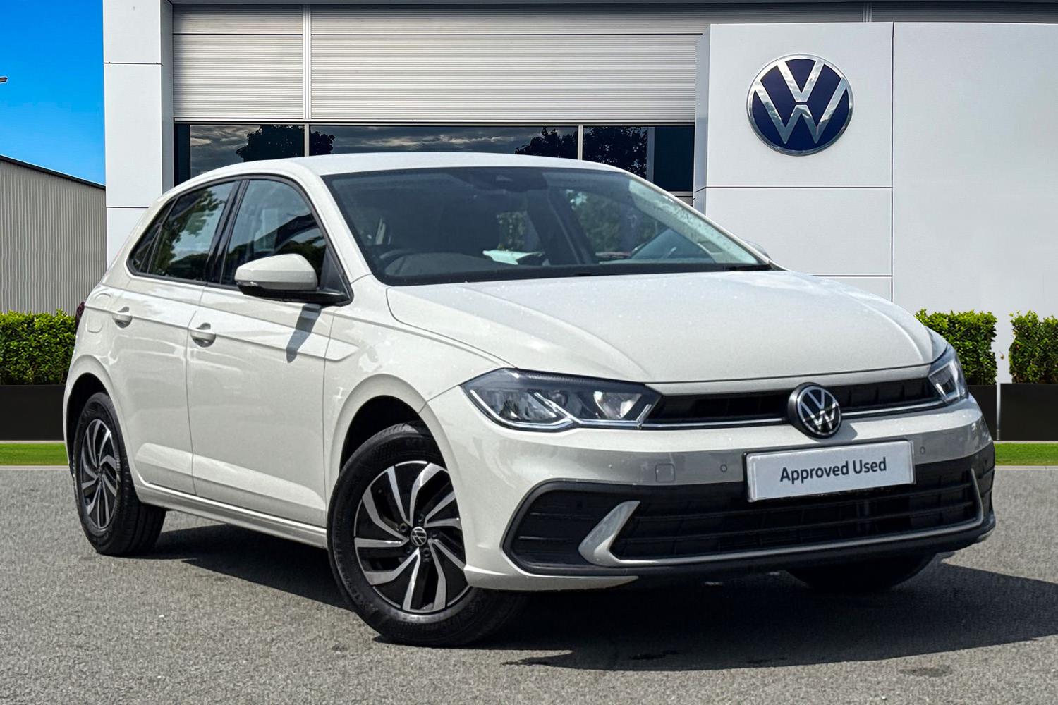 Main listing image - Volkswagen Polo
