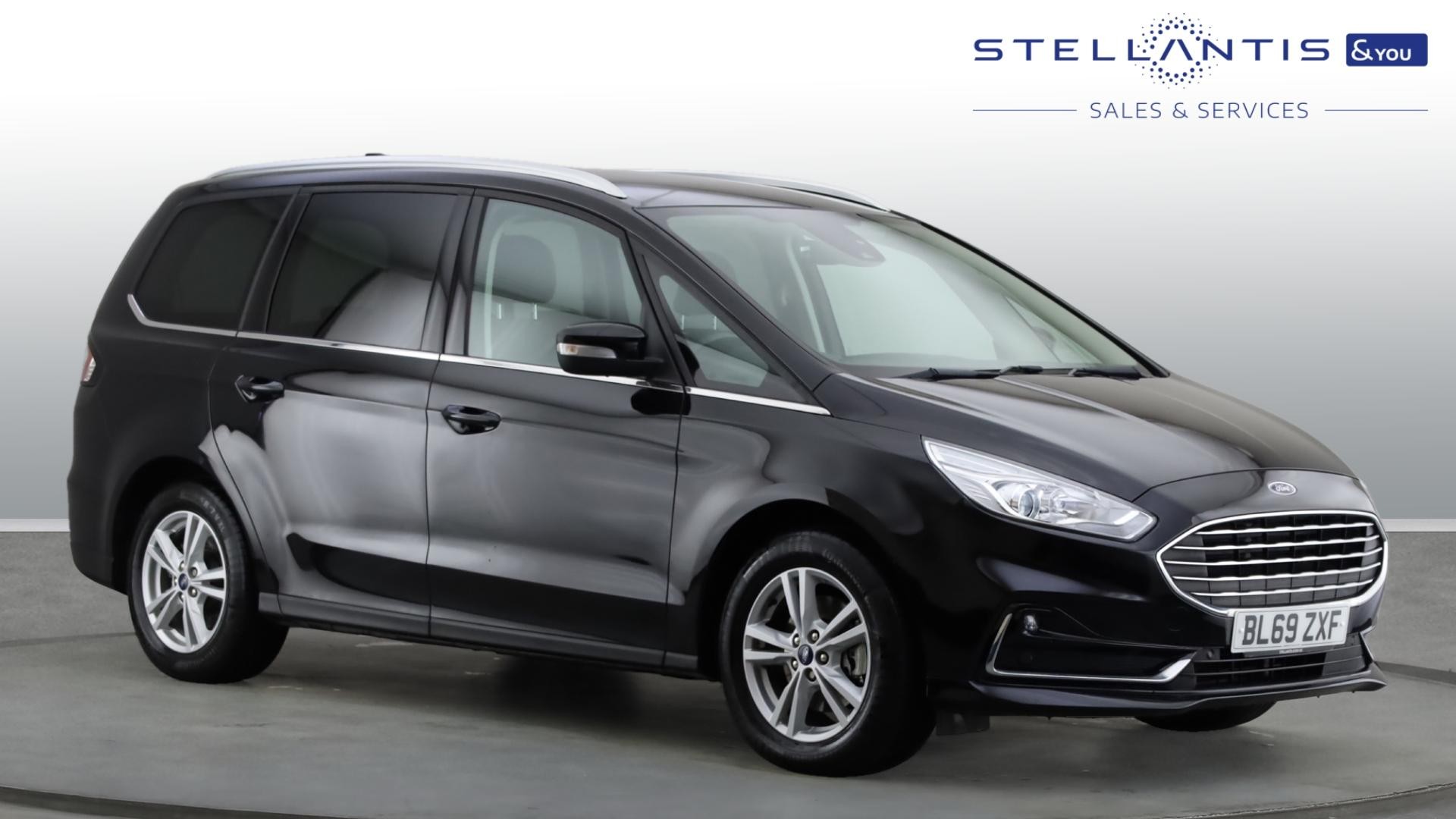 Main listing image - Ford Galaxy