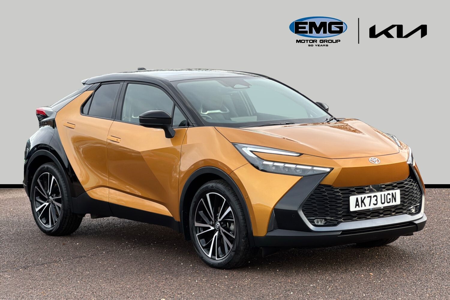 Main listing image - Toyota C-HR