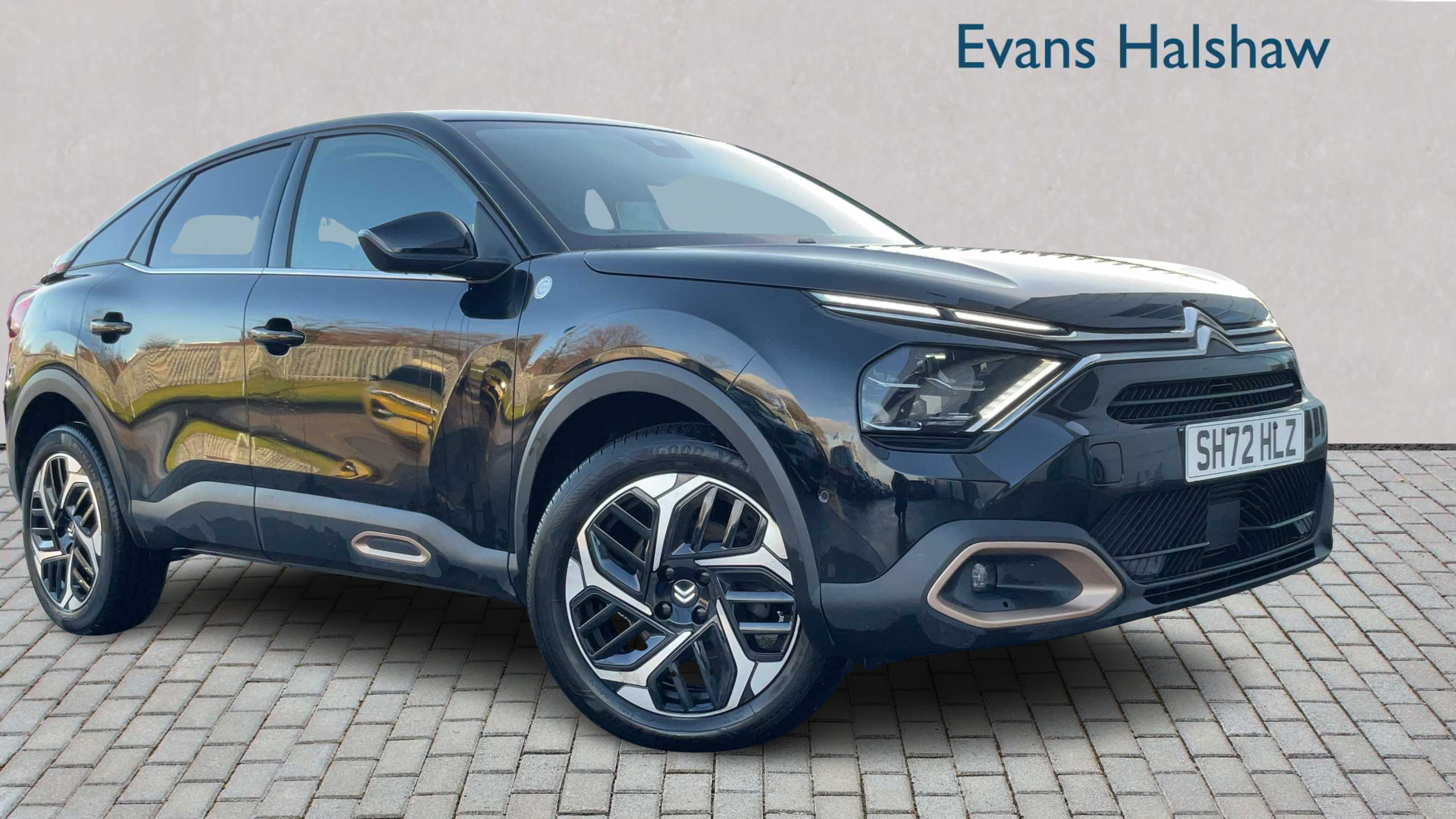 Main listing image - Citroen C4