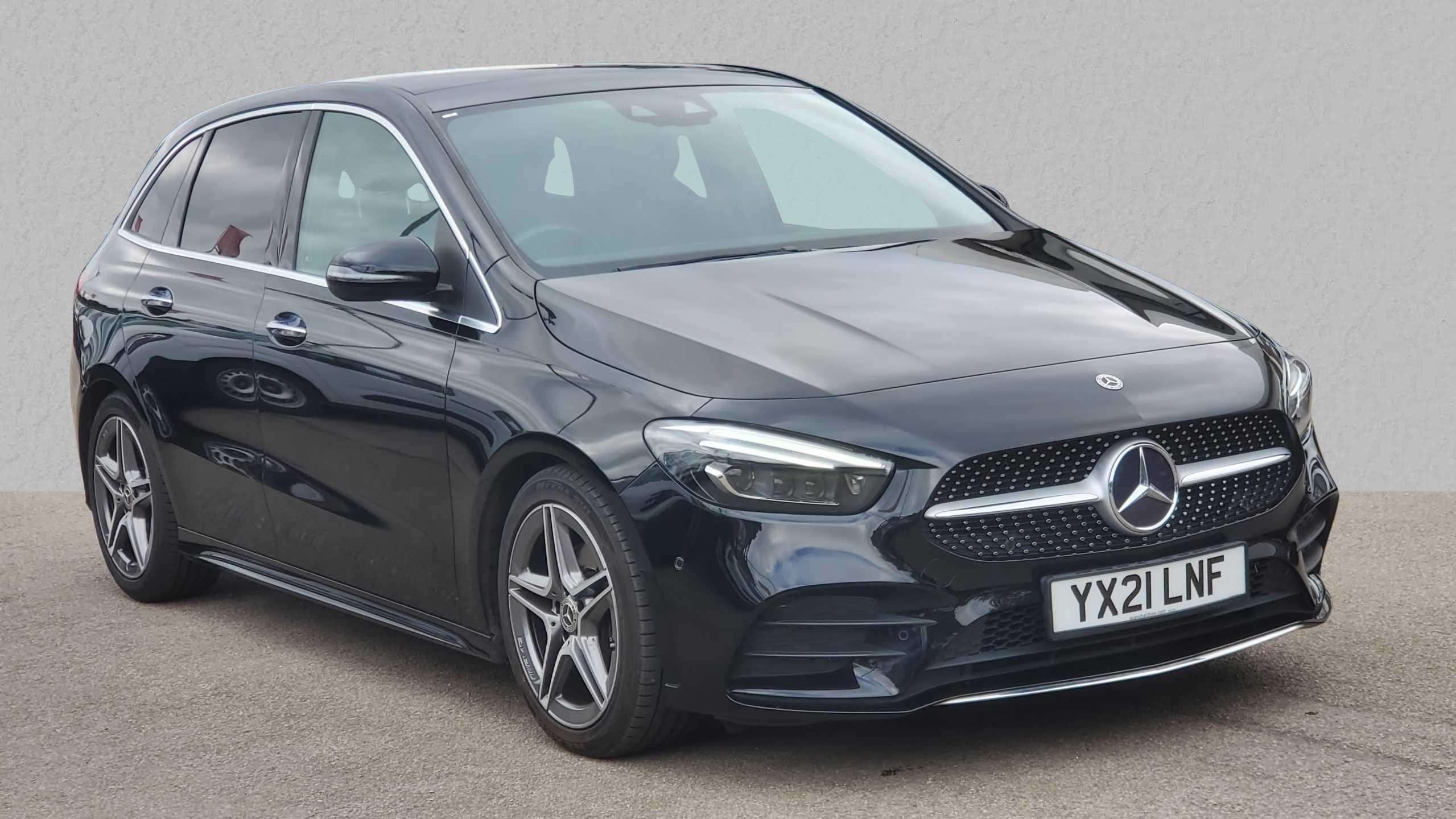 Main listing image - Mercedes-Benz B-Class