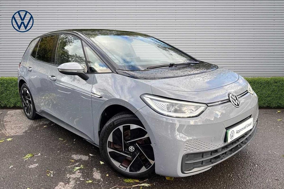 Main listing image - Volkswagen ID.3