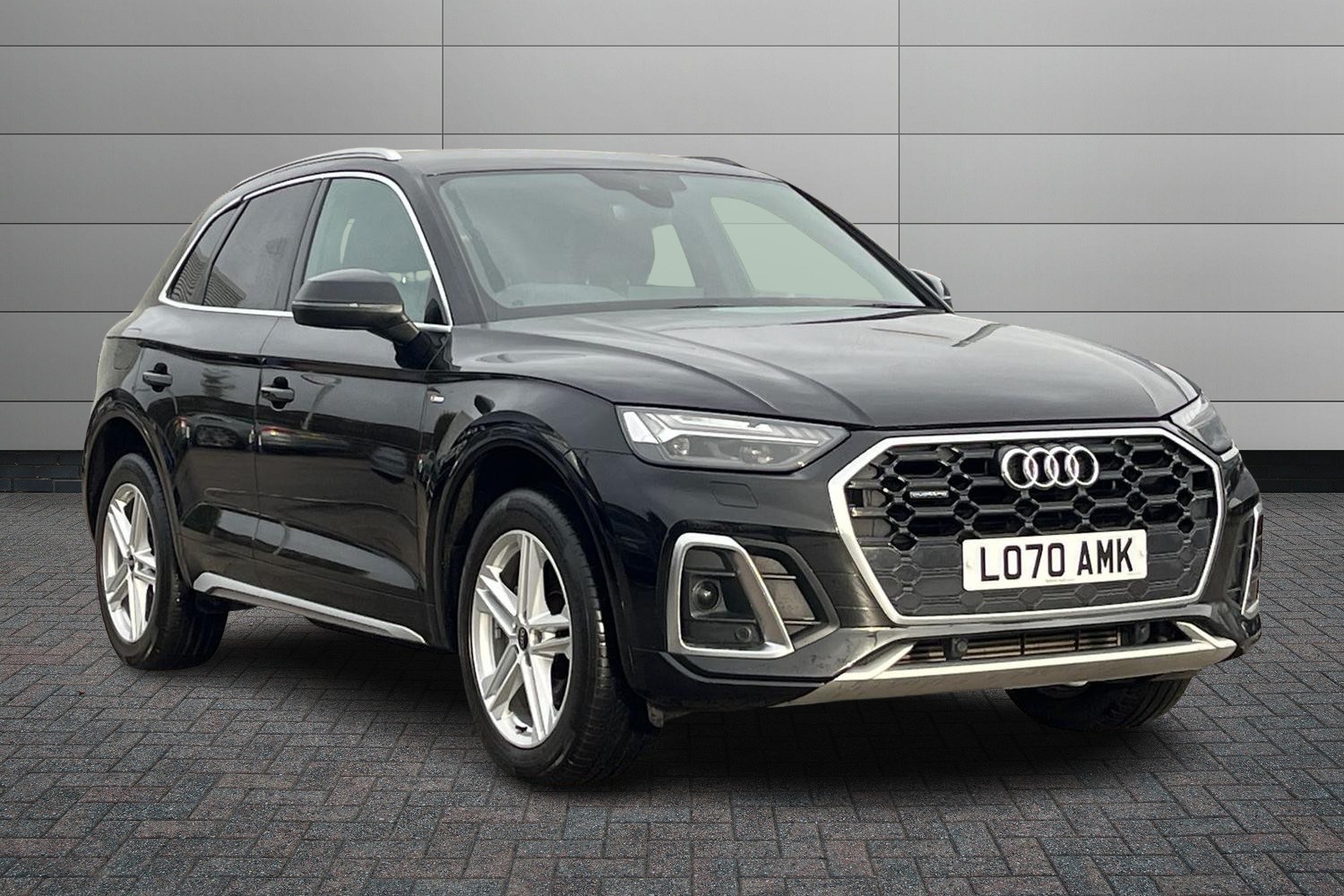 Main listing image - Audi Q5