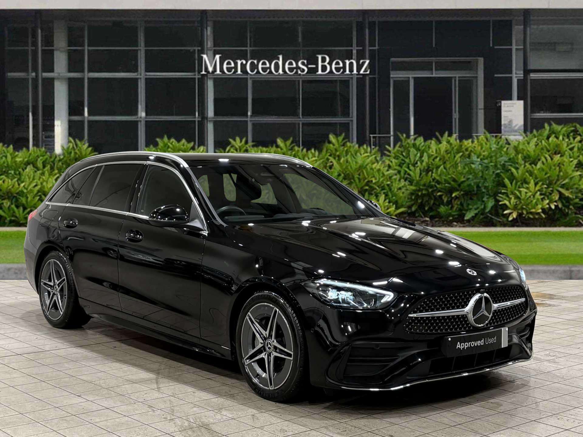 Main listing image - Mercedes-Benz C-Class Estate