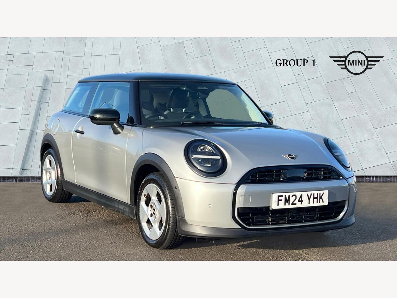 Main listing image - MINI Hatchback