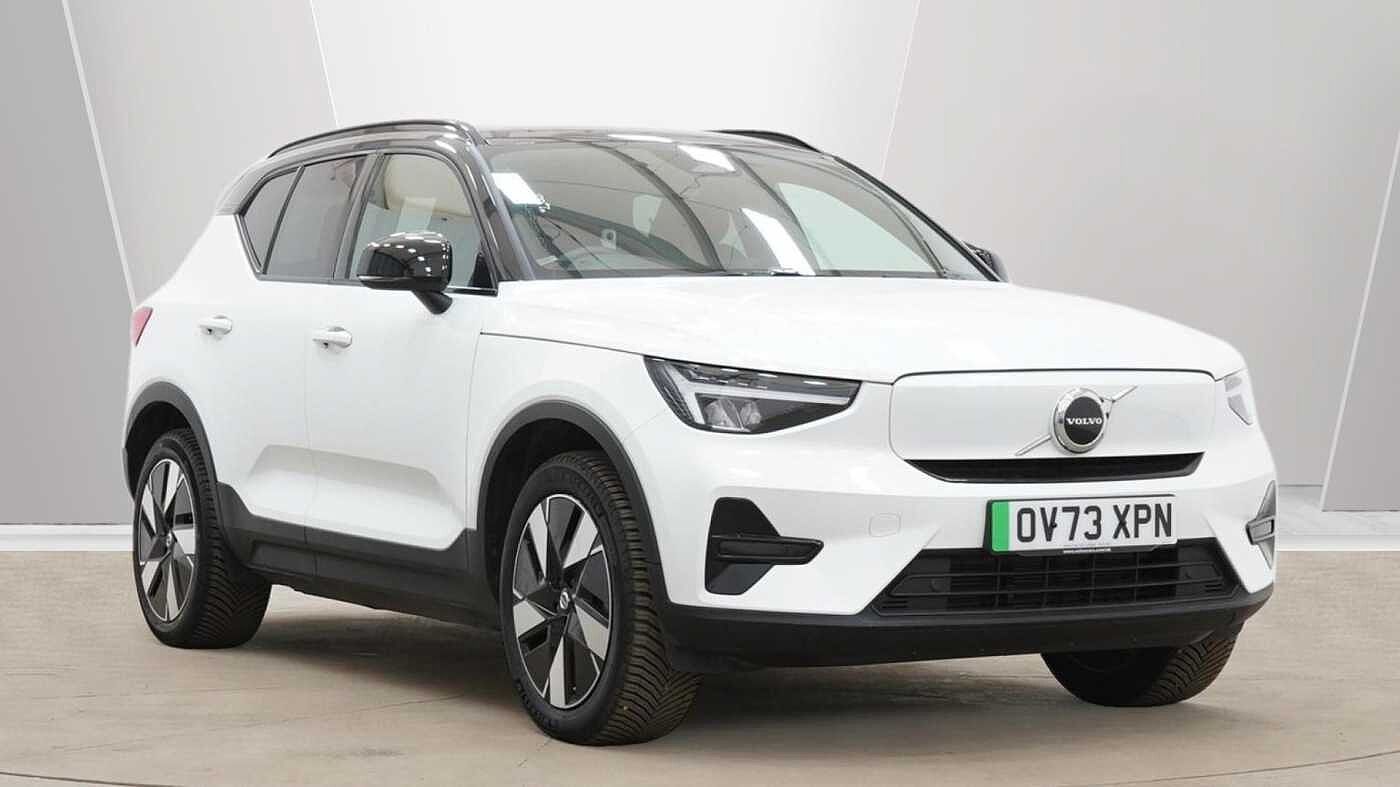 Main listing image - Volvo XC40 Recharge