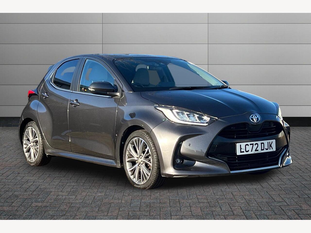 Main listing image - Toyota Yaris