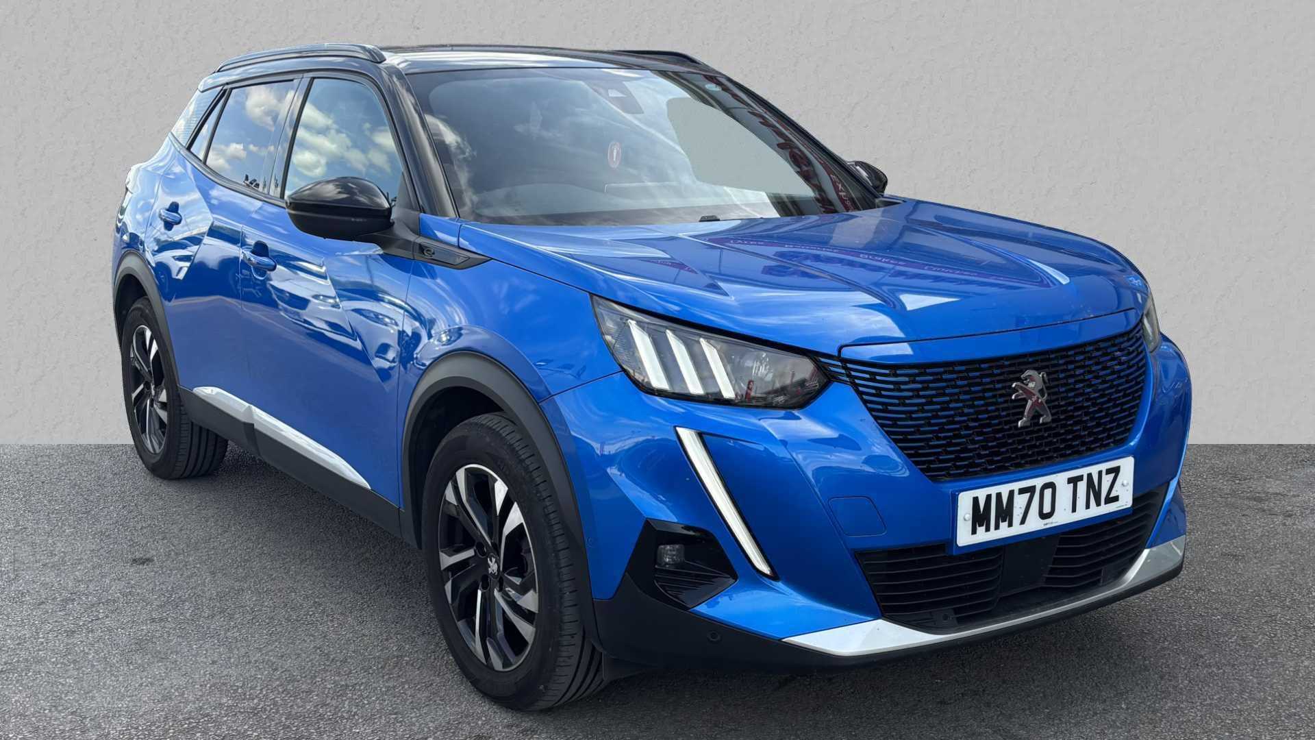 Main listing image - Peugeot e-2008