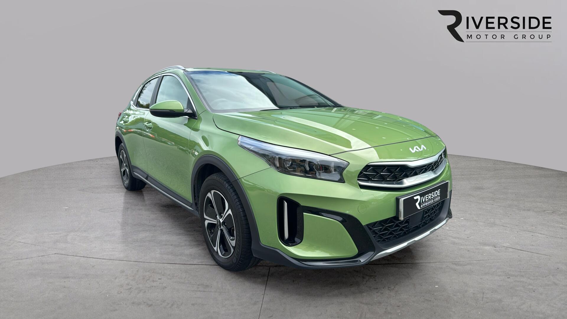 Main listing image - Kia XCeed