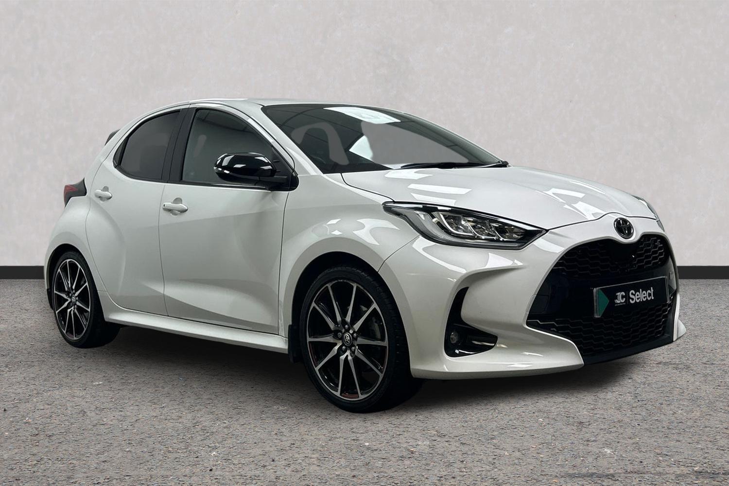 Main listing image - Toyota Yaris