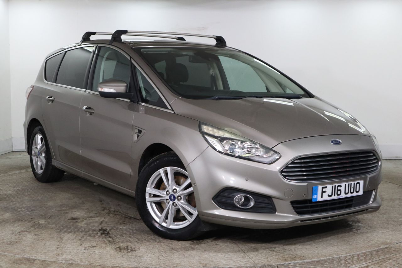 Main listing image - Ford S-MAX