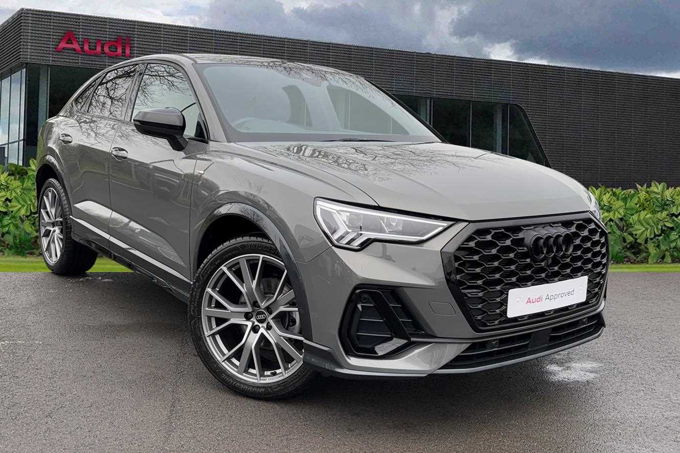 Main listing image - Audi Q3