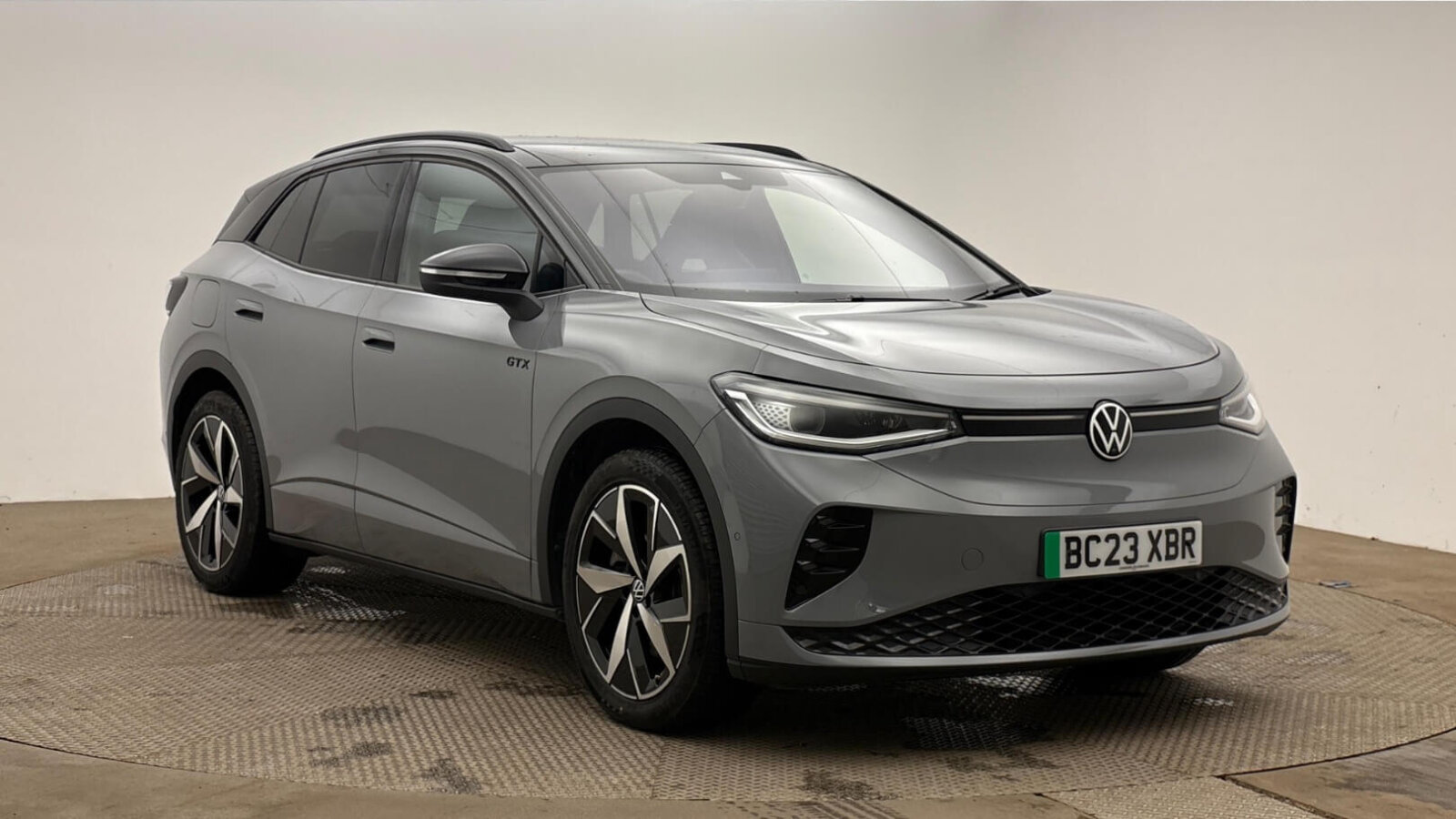 Main listing image - Volkswagen ID.4