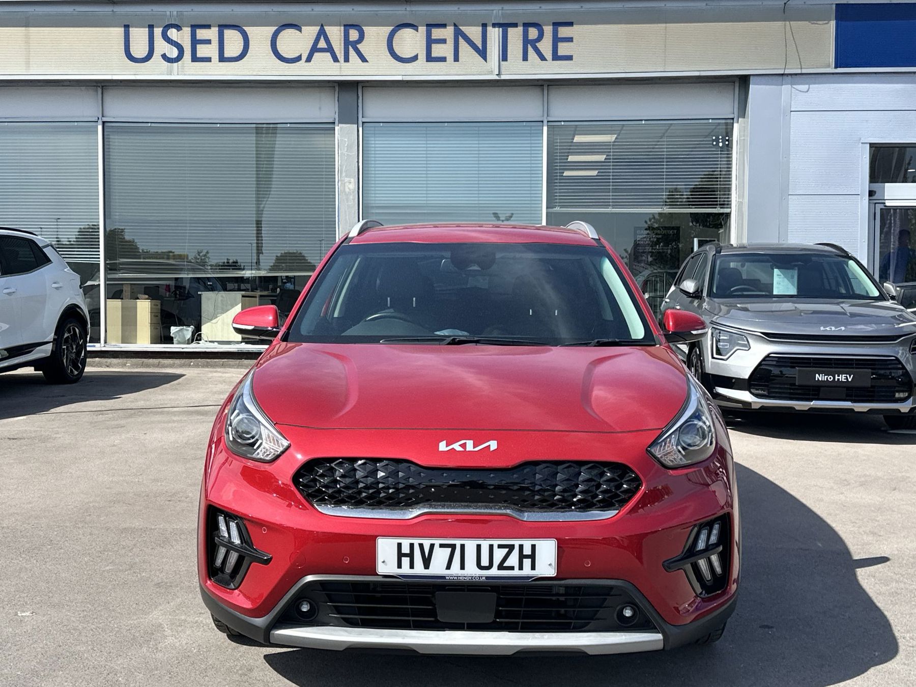 Main listing image - Kia Niro
