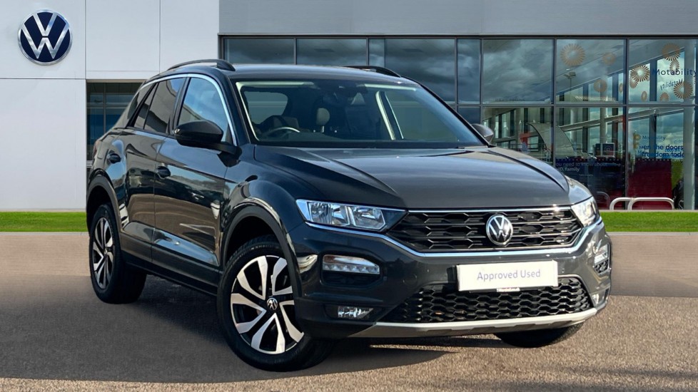 Main listing image - Volkswagen T-Roc