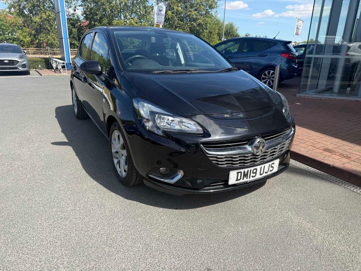 Main listing image - Vauxhall Corsa
