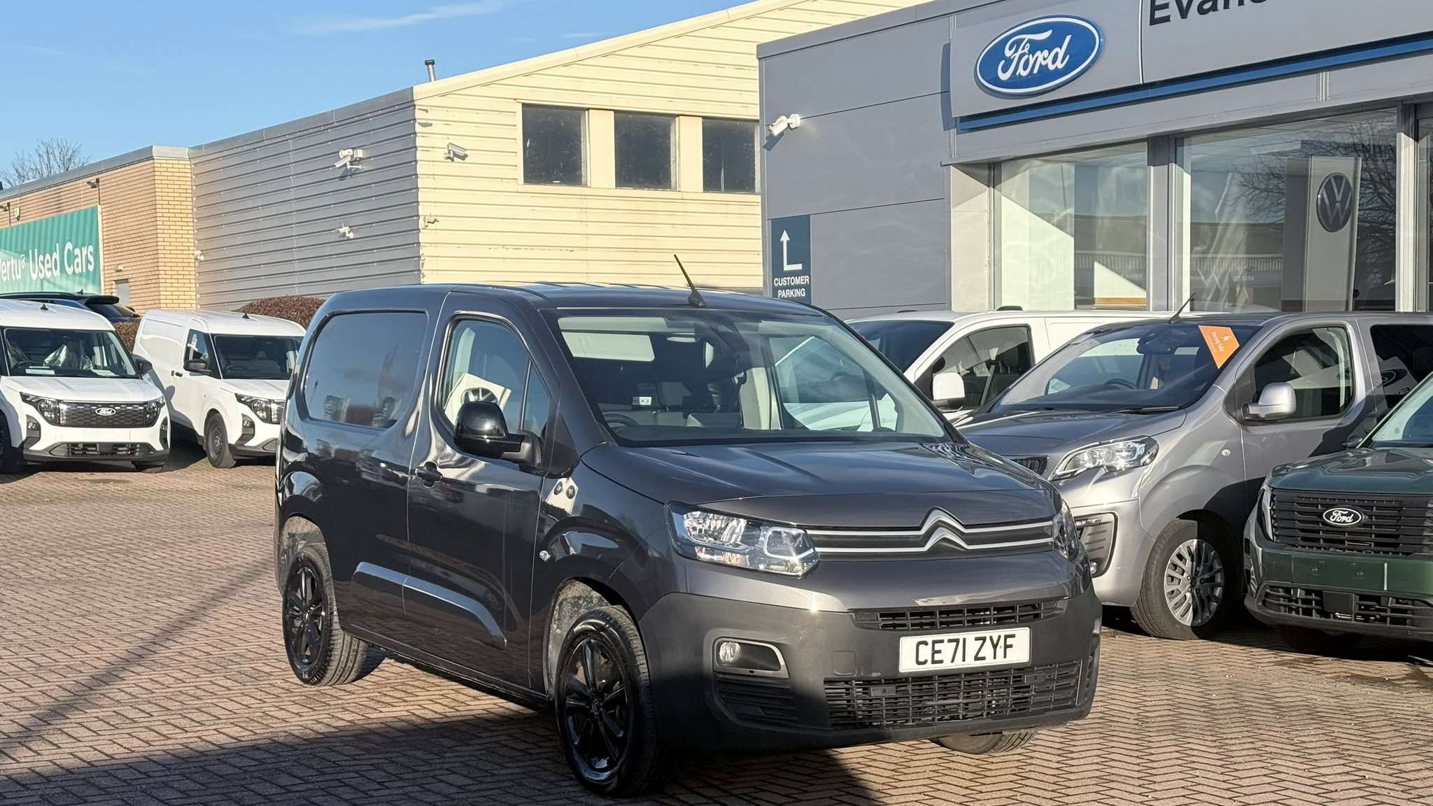 Main listing image - Citroen Berlingo Van