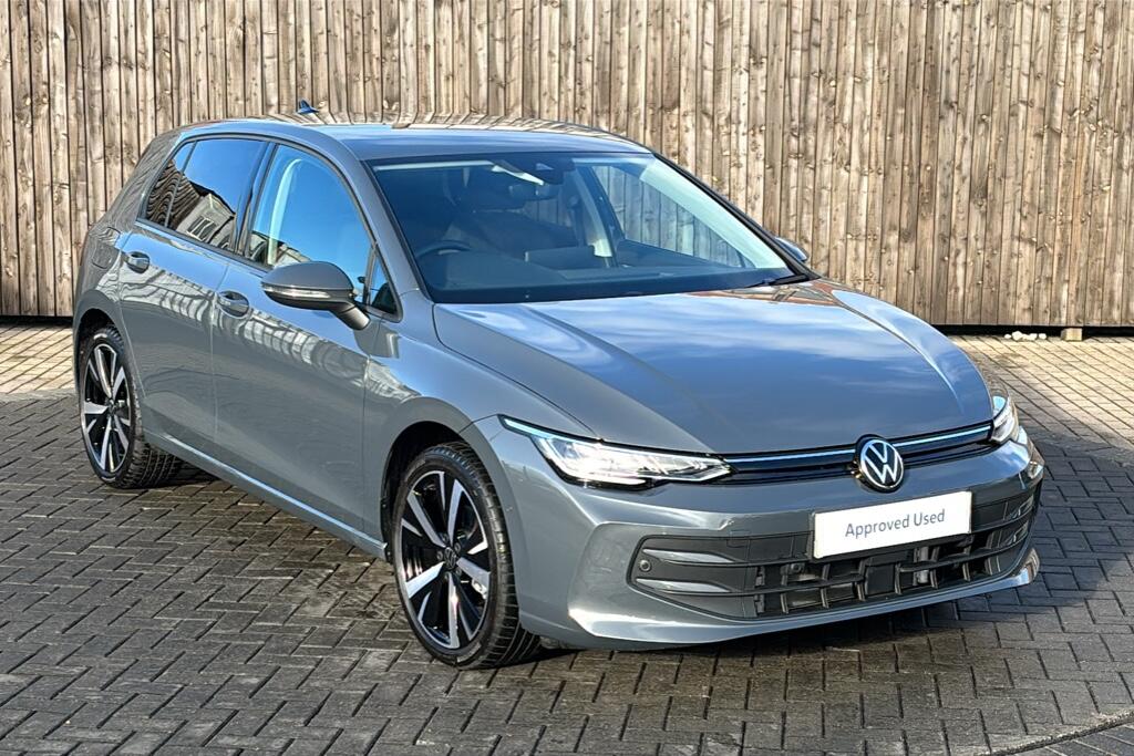 Main listing image - Volkswagen Golf