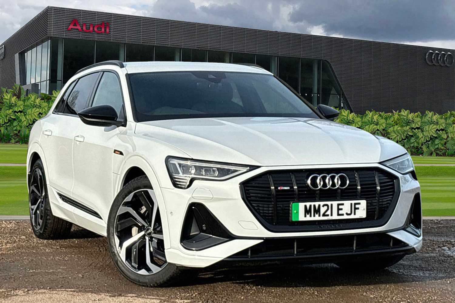 Main listing image - Audi e-tron