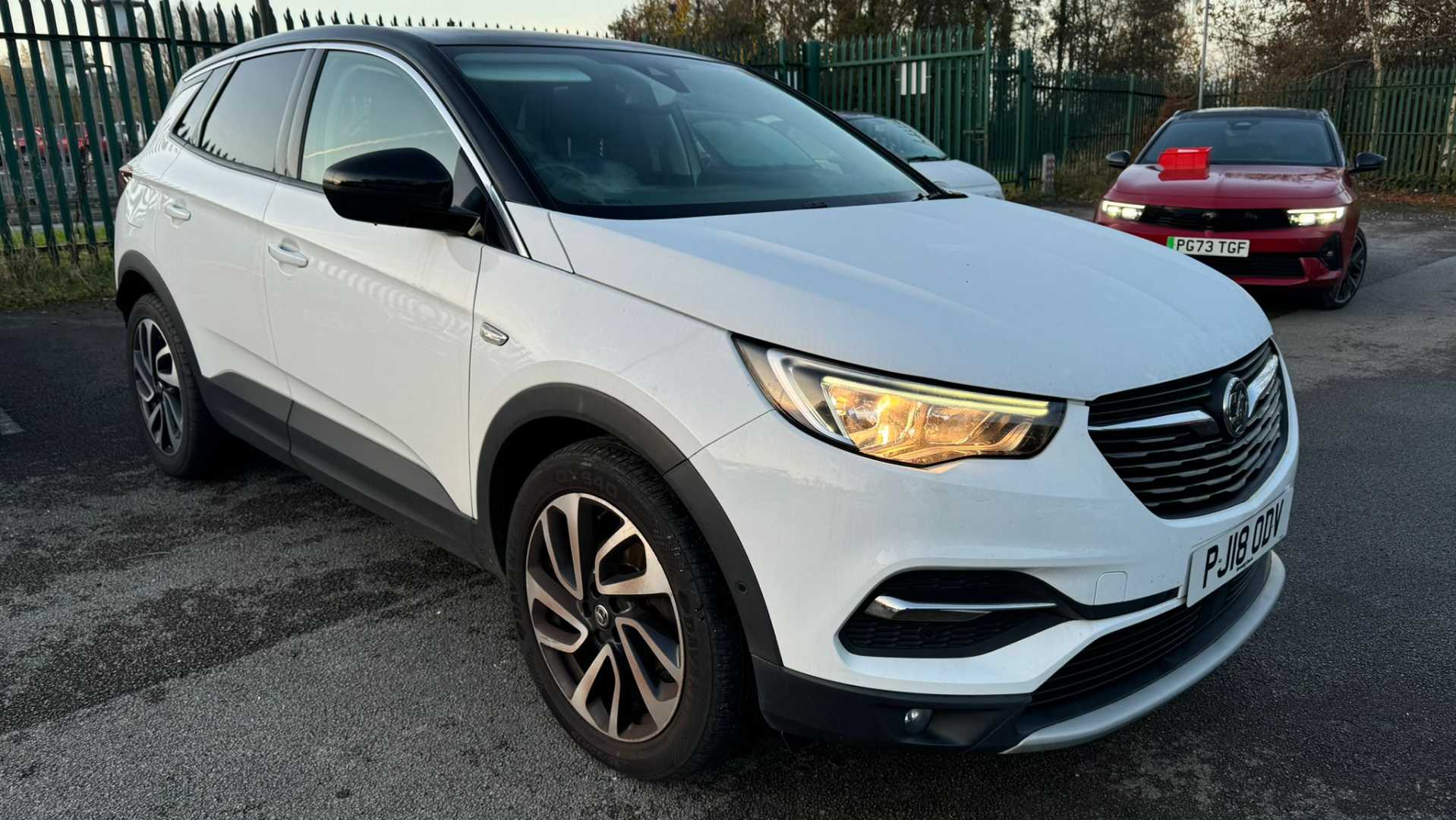 Main listing image - Vauxhall Grandland X