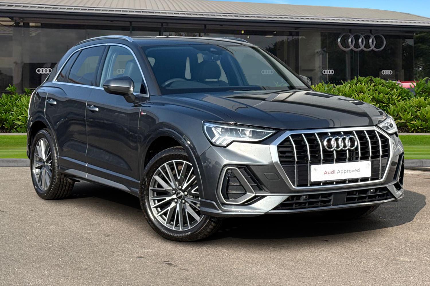 Main listing image - Audi Q3